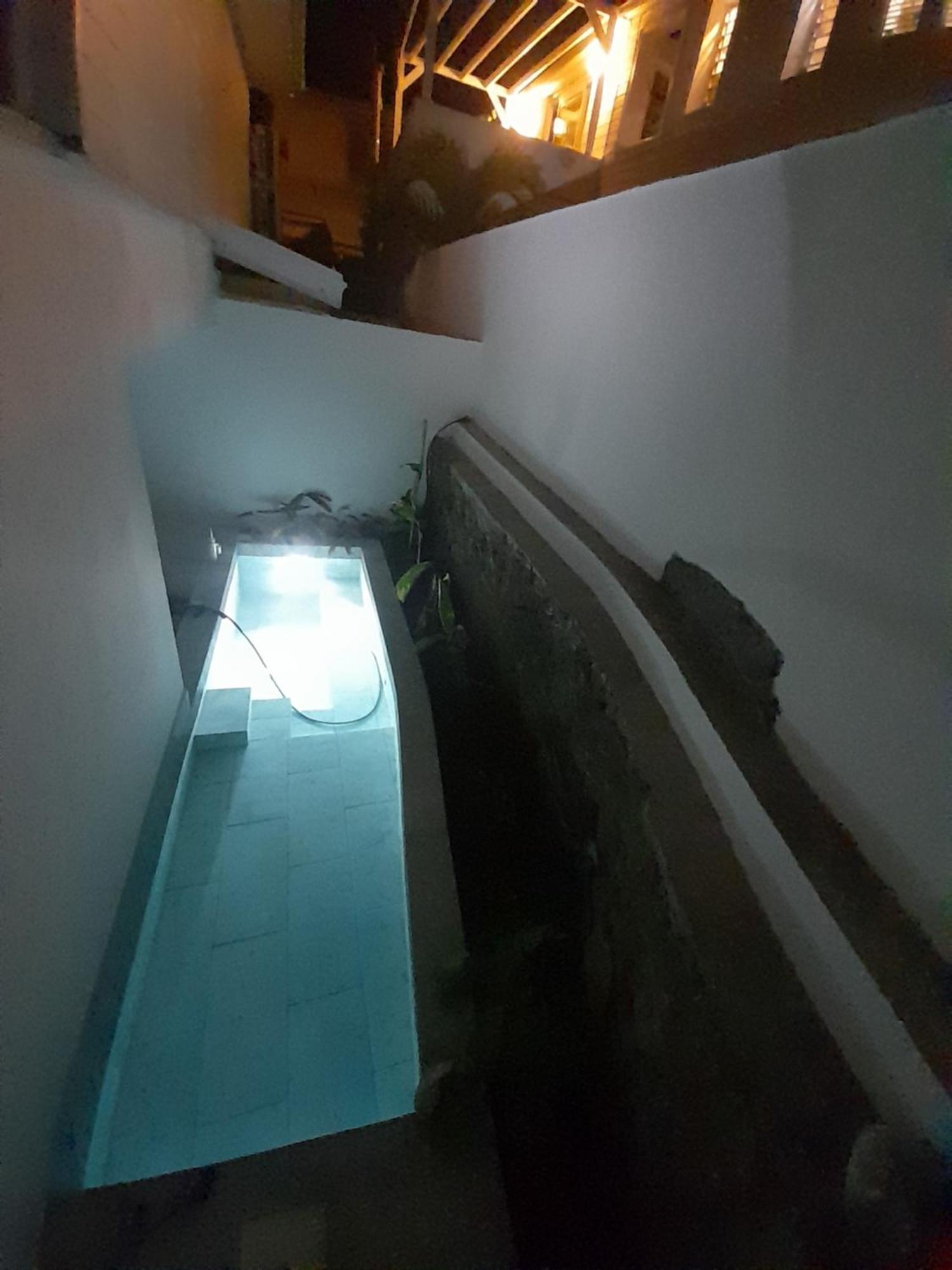 Hotel La Kaz Banian Saint Pierre Exterior foto